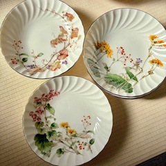 Keito(恵陶)/花柄のお皿の画像