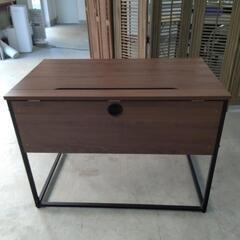 20250221007　家具　机の画像