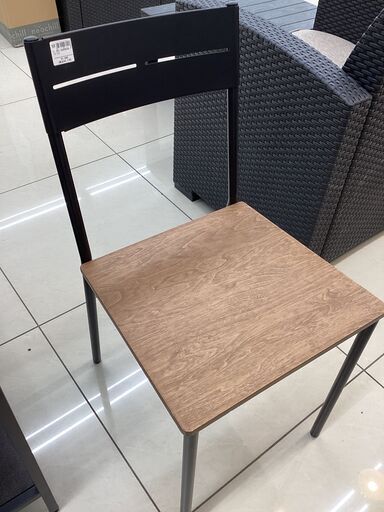 イス　IKEA　SANDSBERG