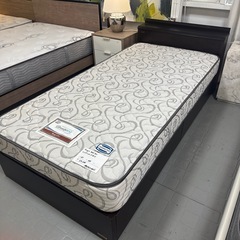 シングルベッドセット　マットレス付き