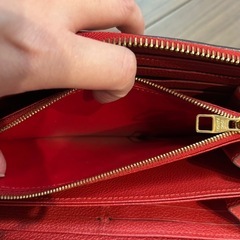 ルイヴィトン 長財布 赤色の画像