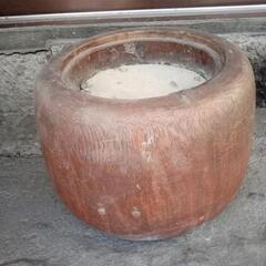 桐丸太火鉢　外径約３６cm　高さ約２４cm　手あぶりの画像