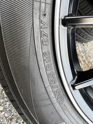 ヨコハマ ブルーアース ES アルミホイール 195/55/R16. 87V