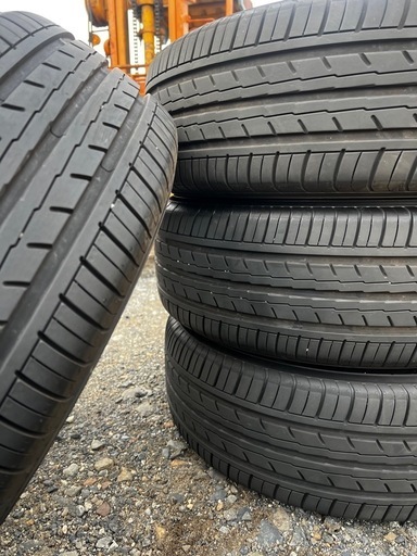 ヨコハマ ブルーアース ES アルミホイール 195/55/R16. 87V