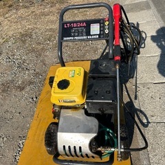 エンジン　高圧洗浄機 セル付き　洗車ガンホース、給水ホース付き、13馬力13HP 3600PSI  LT18/24A 動力噴霧機　ガソリン　強力　洗車　ベランダ 外壁　の画像