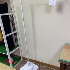 【まだあります】のぼり立て