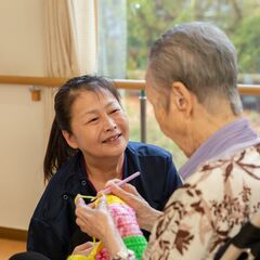 週2日～OK✨早番はさらに時給アップ✨年齢不問✨日勤ケアスタッフ