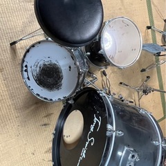 Tony Smith ドラム トニースミス パール 中古 詳細不明の画像