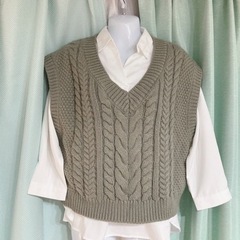 1238.GU 緑のチャンキーニットクロップドベスト　Lサイズ⭐︎
