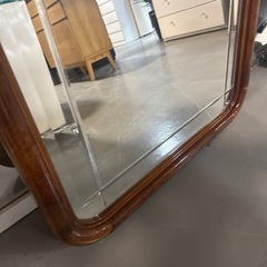 壁掛けミラーの画像