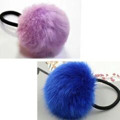 キッズ/フェイクファーボンボンヘアゴム2個セット②（新品）の画像