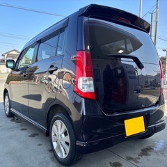 超低走行4万キロ☆月々8千円〜分割払い可‼️ 車検2年付き！【名義変更代込み】☆スズキ ワゴンR☆Bluetoothナビ付き☆走行中DVD見れます☆ETC付き☆プッシュスタート☆ドライブレコーダー付きのフル装備☆純正アルミ☆事故修復歴無し☆そのまま乗って帰れます！の画像