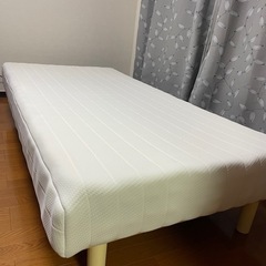 ニトリ★脚付きマットレス