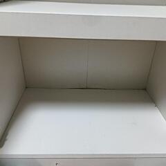 食器棚の画像