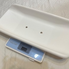 ベビー　体重計　タニタ　愛情　1584 デジタルベビースケール