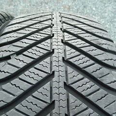 オールシーズンタイヤ 195/55R16 グッドイヤー Vector 4Seasons 2022年後期製造 20,000km走行  ベクター フォーシーズンズ 現状渡の画像