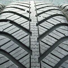 オールシーズンタイヤ 195/55R16 グッドイヤー Vector 4Seasons 2022年後期製造 20,000km走行  ベクター フォーシーズンズ 現状渡の画像