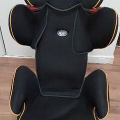 タカタ takata ジュニアシート黒色