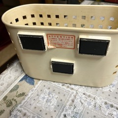 マグネット付き小物入れ
の画像