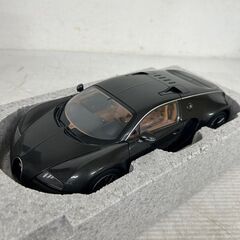 【AUTOart】オートアート ブガッティベイロン 16.4 スーパースポーツ カーボンブラック 1/18スケール ミニカー 美品 レア 箱付 Y0972の画像