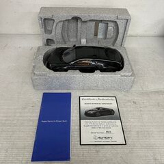 【AUTOart】オートアート ブガッティベイロン 16.4 スーパースポーツ カーボンブラック 1/18スケール ミニカー 美品 レア 箱付 Y0972の画像