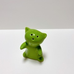 猫　ソルト　ペッパー入れ　1個のみの画像