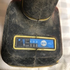 充電式サンダーの画像