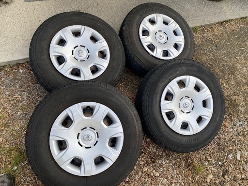 ハイエース200系 純正タイヤ ホイール 4本 バリ山 ハイエース 純正