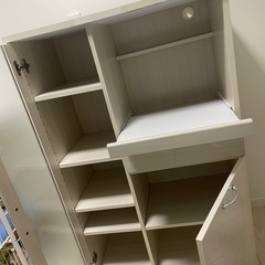 キッチン棚　キッチンボード（受け渡し決定）の画像