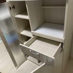 キッチン棚　キッチンボード（受け渡し決定）の画像
