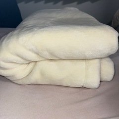 お譲り先決まりました！無印良品⚫︎厚め毛布 ホワイト
