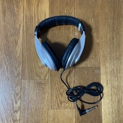 【新品・未使用】behringer HPM1000