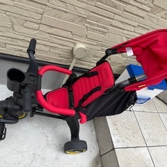 【美品】doona リキトライク ファイヤーレッドの画像