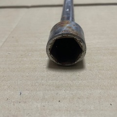 タイヤ交換 クロスレンチ 17,19,21,23インチ 車載工具の画像