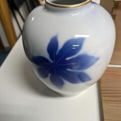 深川製磁 花瓶 の画像