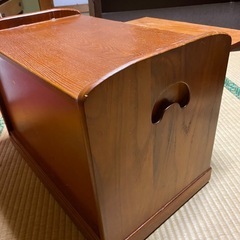 お茶置き台（下キャスター付き）の画像