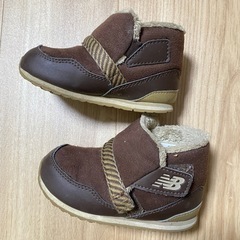 ニューバランス　ブーツ　14.5㎝の画像