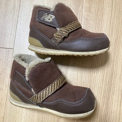 ニューバランス　ブーツ　14.5㎝の画像