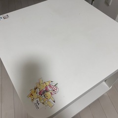 イケア　机　キャスターつき　正方形　ダイニングテーブル
