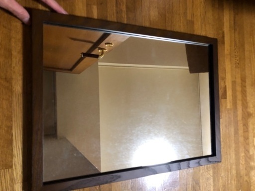 無印　壁にかけられる鏡　タモ材