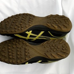 asics フットサルシューズ【28cm】の画像