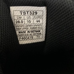 asics フットサルシューズ【28cm】の画像