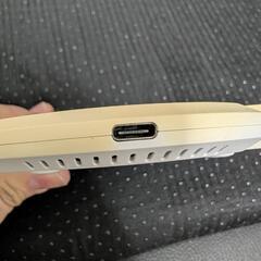 ワイヤレス充電器の画像