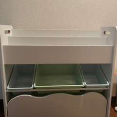 トイザらス　ベビーザらス　おもちゃ棚　本棚の画像