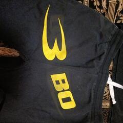 バットマンのトレーナーとズボンの画像