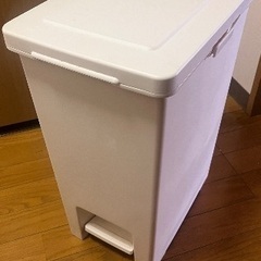 無印良品のゴミ箱(２５Lとかだったと思います)の画像