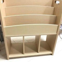 【受渡し決定しました】（受付終了）本棚　飾り棚　絵本棚