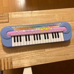 【取引決定！受付終了】おもちゃのピアノ