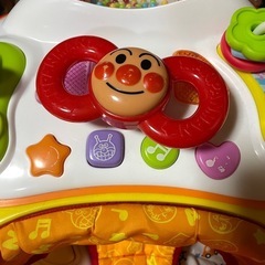 アンパンマン　歩行器
の画像