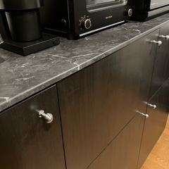 IKEA キャビネット 食器棚 収納棚の画像